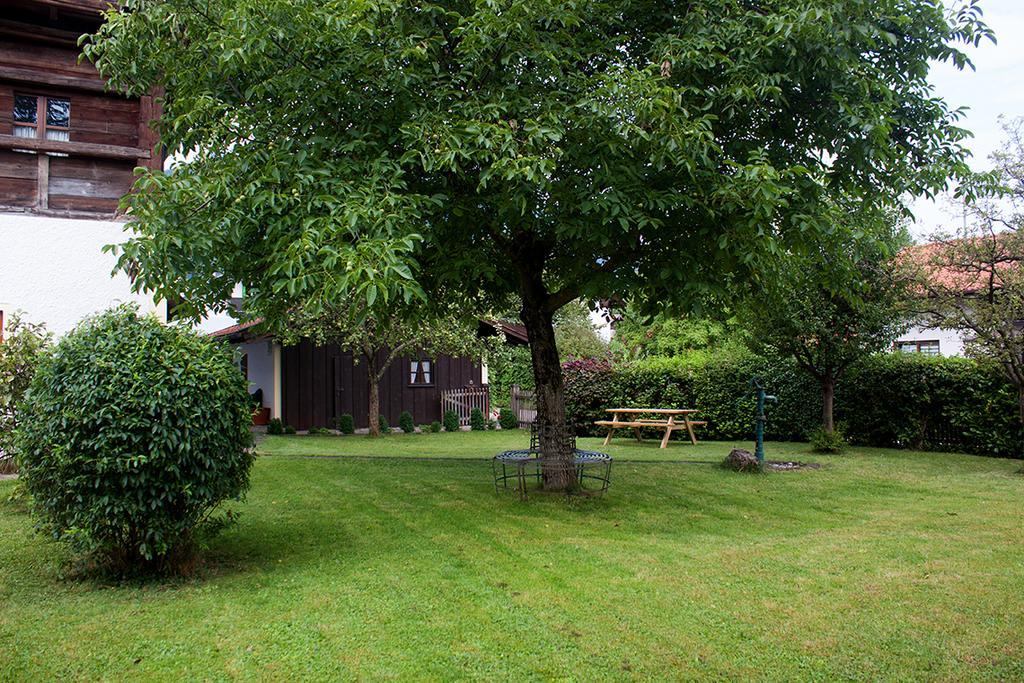 Haus Am Salinenweg Lägenhet Grassau  Exteriör bild